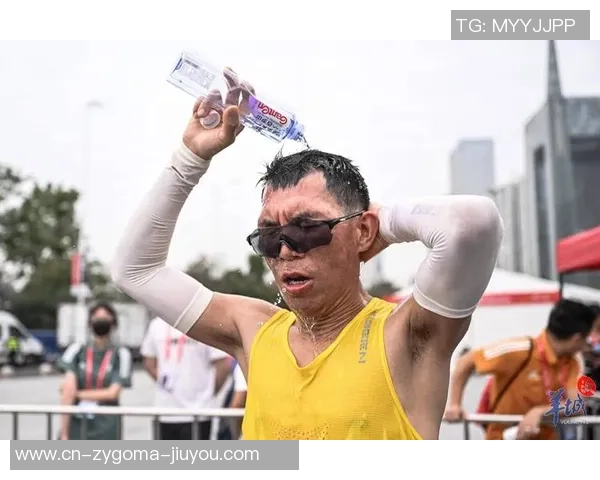 残特奥举重裁判无缝对接跑广马，希望能充沛享用羊城赛道